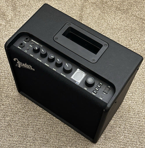 Fender Mustang LT25 w/ Cable And Box