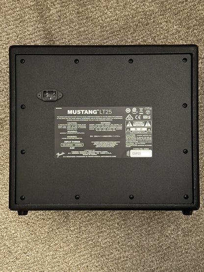 Fender Mustang LT25 w/ Cable And Box